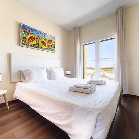 Deluxe Апартаменты *